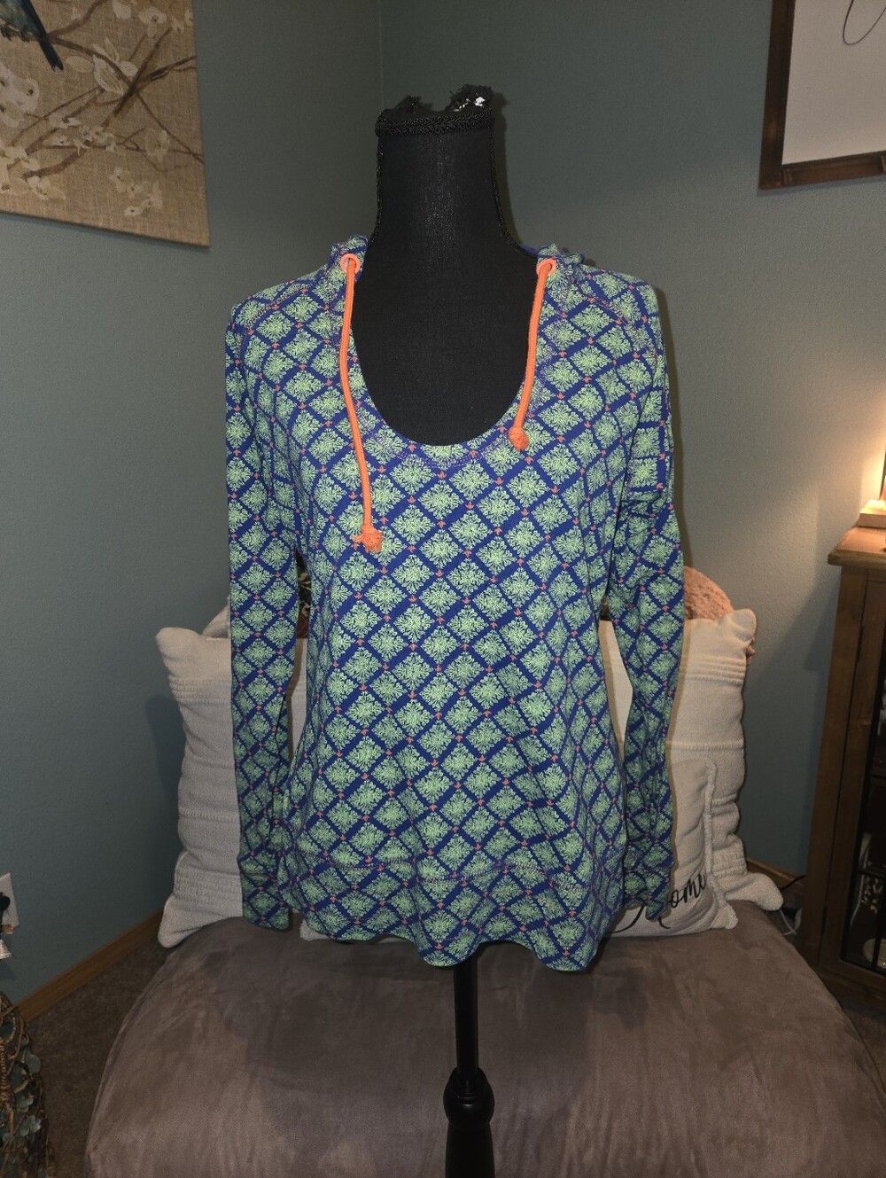 Cruel Hooded Long-Sleeve Top